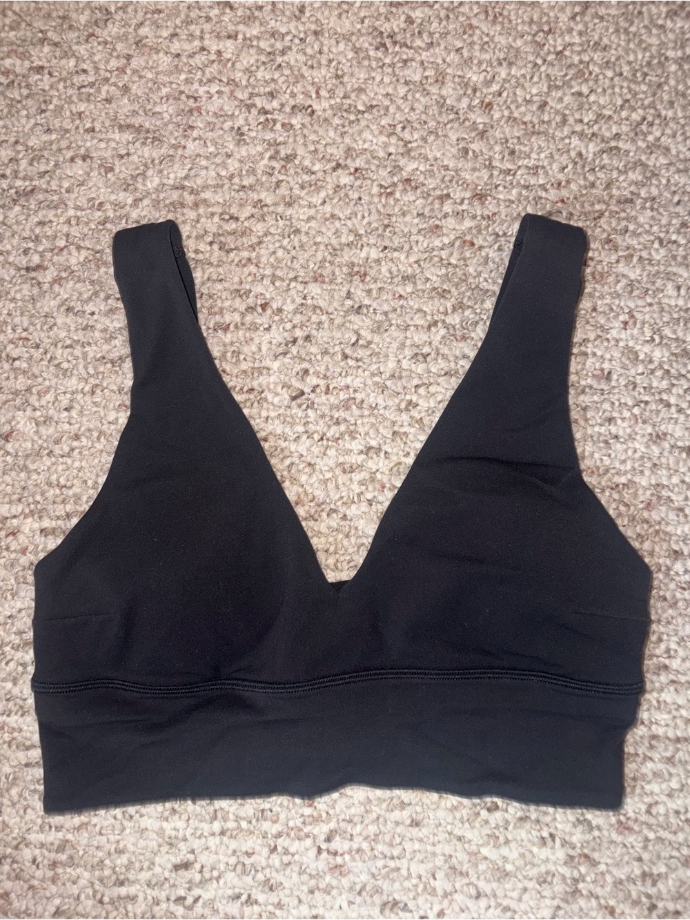 Lululemon align v neck bra! Size 8 - Picture 1 of 3